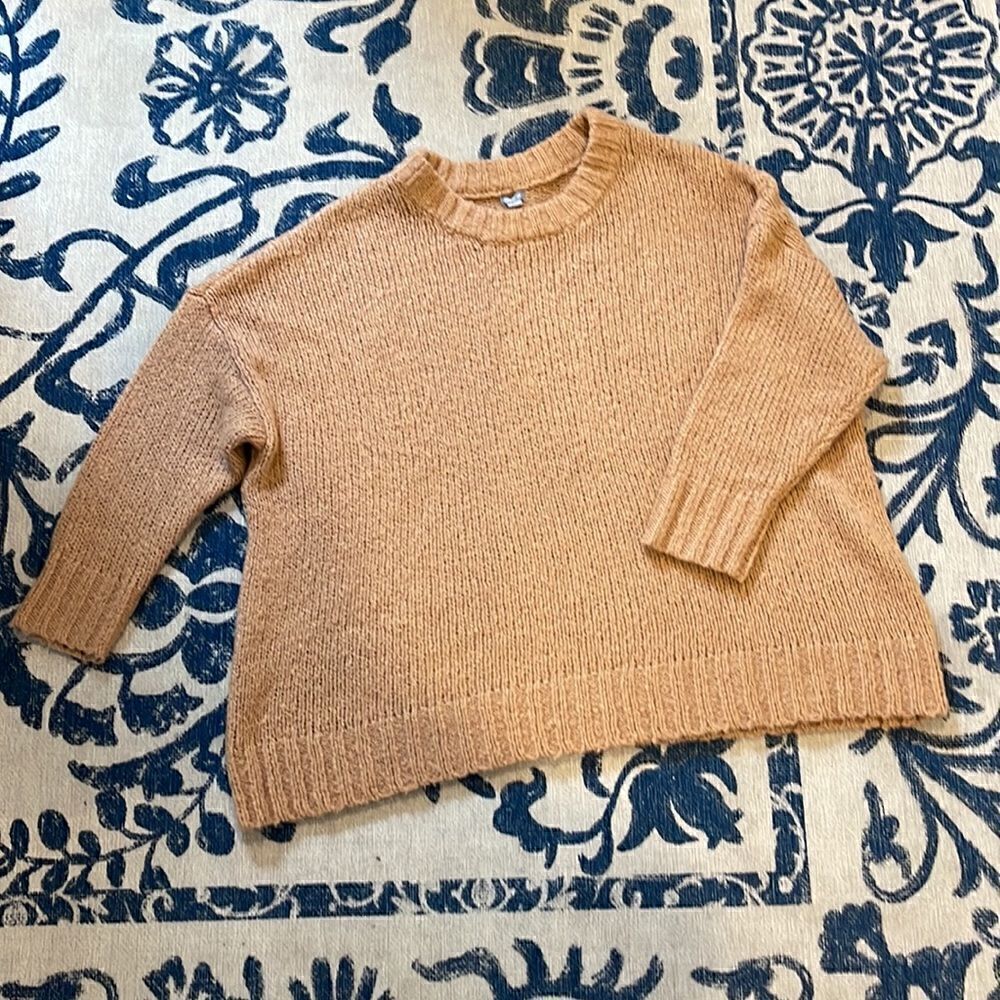 AERIE Big Sky Oversized Sweater Tan Small - Picture 2 of 4
